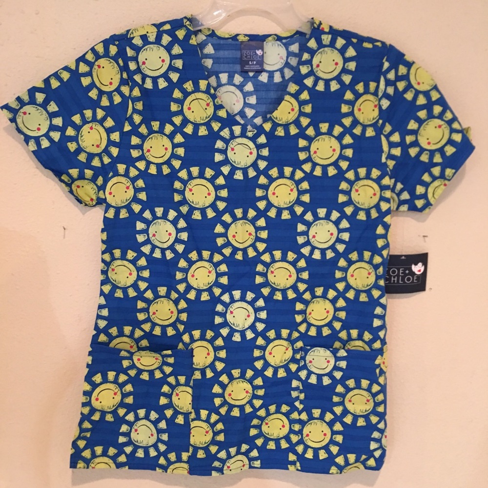 Zoe Chloe NWT Sun V Neck Pocket Scrub